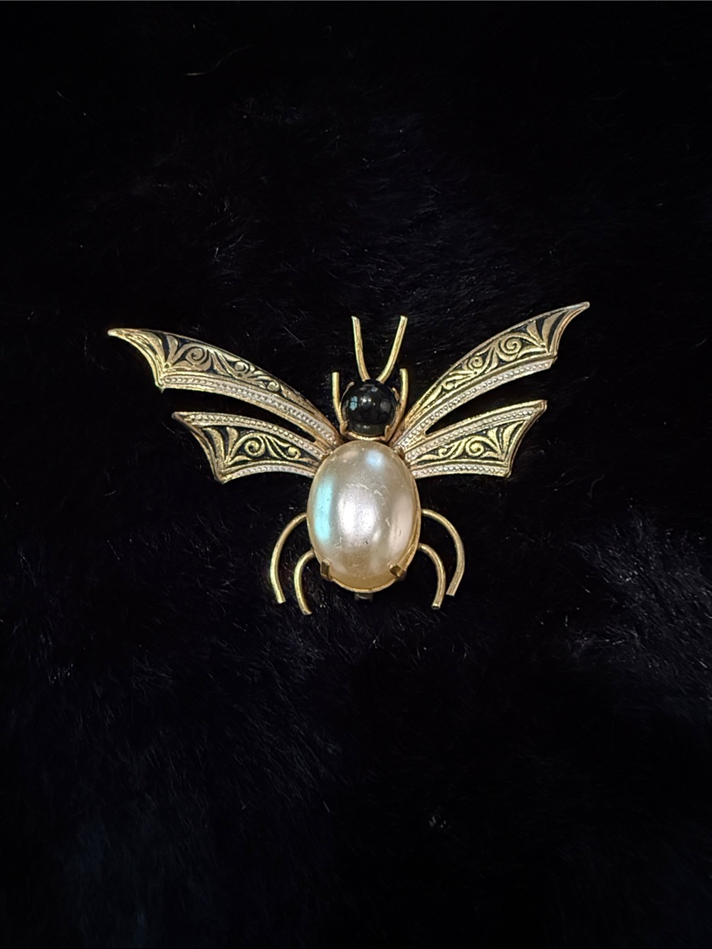 Gold Tone Spanish Damascene Bee Brooch w/ Faux Pearl Cabochon